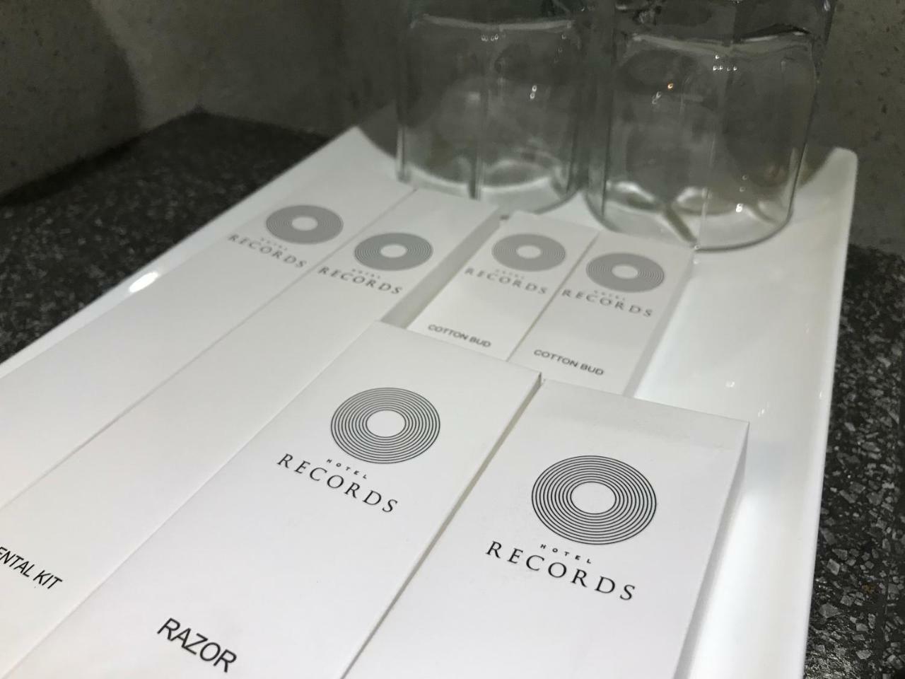 Hotel Records Phnom Penh Bagian luar foto